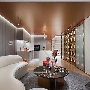 One-bedroom Loft Suite